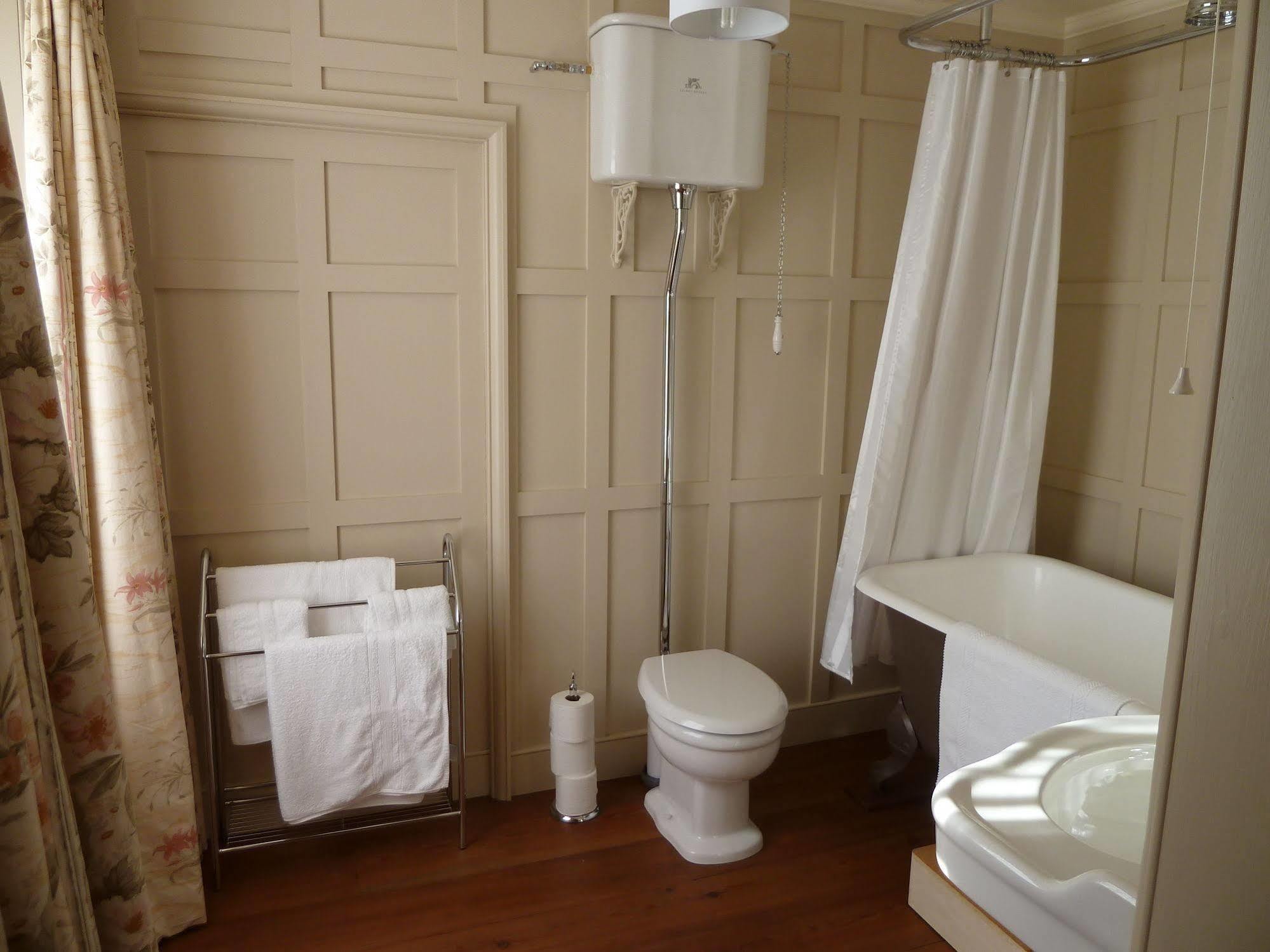 The Old Vicarage B&B Tideswell Extérieur photo