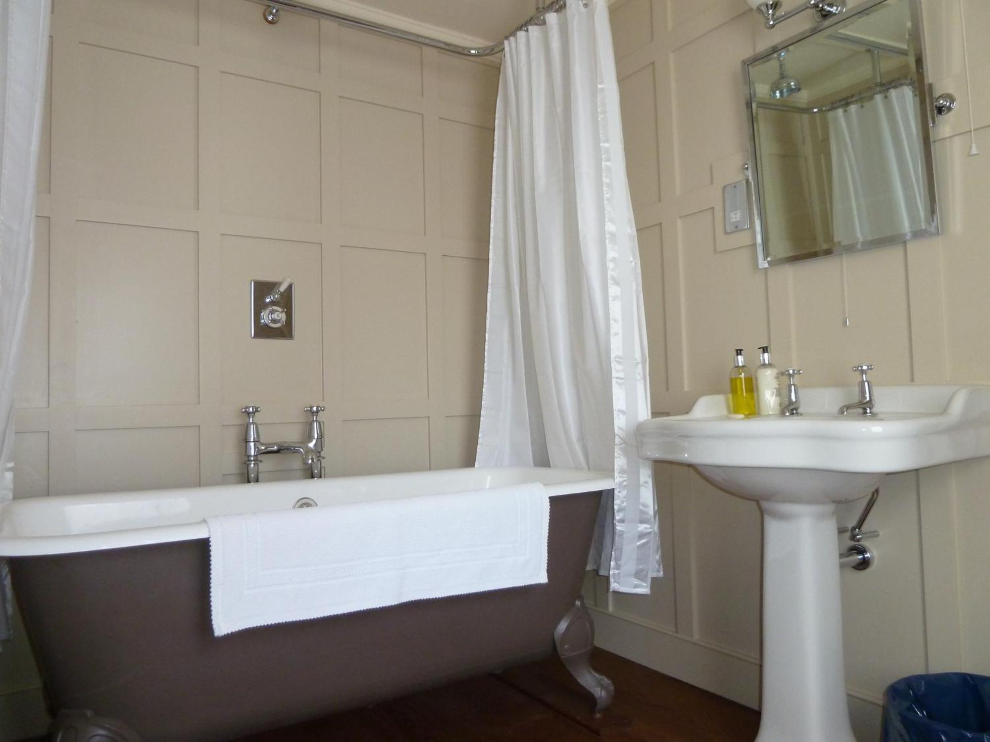 The Old Vicarage B&B Tideswell Extérieur photo