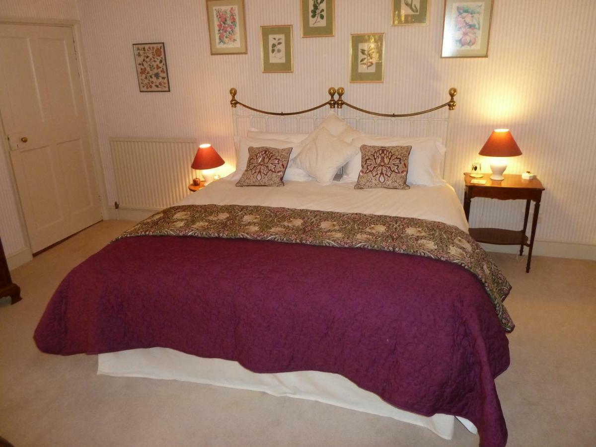 The Old Vicarage B&B Tideswell Extérieur photo